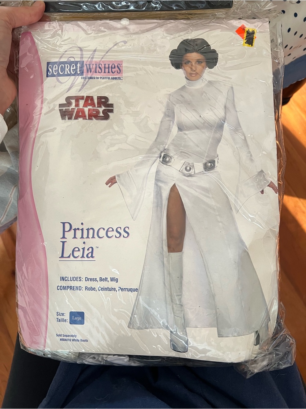 Secret Wishes Princess Leia Costume for Women — brand new in box .